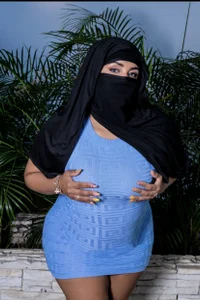 kadira6_ he elegant and naughty can inhabit the same body 😏👠 Pic 3