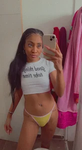 Linda_Douglas2's XXX Nude Photo 2