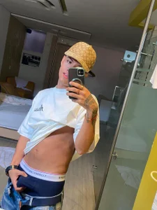 paradisewellnigthPublic Bild