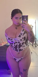 Morgan_Wright Too hot to stay still tonight 🍒🍑😍 Kuva 2