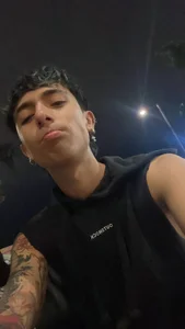 Aiden_Rivers_GYM? Bild 2