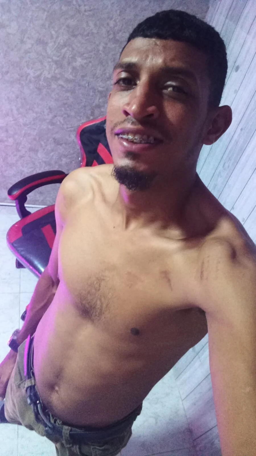 brad_Browns immagine di tendenza 7462