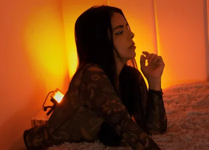 loress_ass_mature I love to be your hotest temptation Pic 2