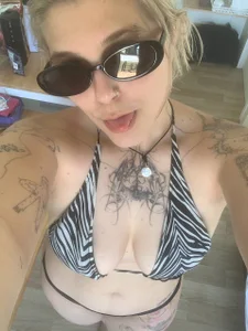Ella_Bloom Public Poză 5