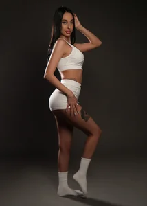 Easy look today. 👄🤍😏 de KairaAndrews  6 Imagens