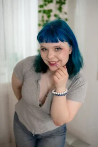 AliceMoongirl Public  2টি ছবি