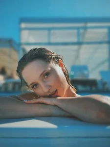 CandiceKingzzzの🤤🤤🤤🤤🤤の 3枚の写真