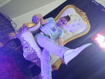 SophieeSweet Public Pic 7