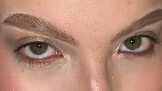 liiliie_petite It starts with my eyes... the rest is imagination Pic