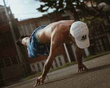 Troy_dalton I Love To Exercise Pic