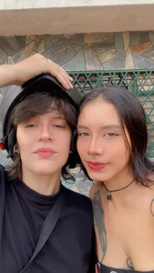 duas_ninfomaniacas's photo