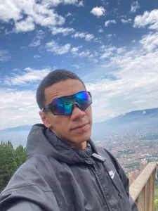 marc_ginale Hiking in the mountains Pic 2