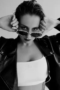 Avery_Wilson Public Immagine  8