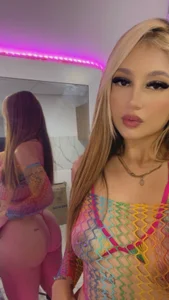 many colors 💕 de melissajhonson00  2 Imagens