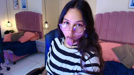 Hanabie_ HANABIE 🥰 صورة واحدة|Hanabie_ HANABIE 🥰 صورتان|Hanabie_ HANABIE 🥰  صور|Hanabie_ HANABIE 🥰  صورة