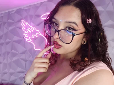 Baby girl(⁠ ⁠˘⁠ ⁠³⁠˘⁠)💗 od zafire_gixx  4 snímek