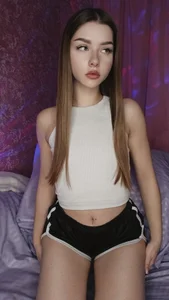 BitterPeach Public Foto 5