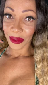 gostosa de paolla23cm_brasil  4 Imagens