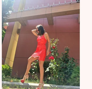 Lissabeta Sexy red Immagine  5