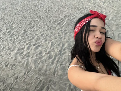 hotqueen02 Public Foto