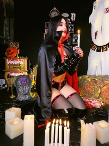 Zdjęcia Scarleth6 Let this hot vampire bite you 🧛‍♀️💋:  3