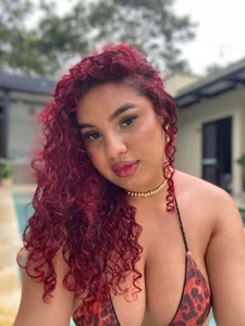 LeylaRangel I pose for you... but I want you to imagine me beyond...✨ Pic 4