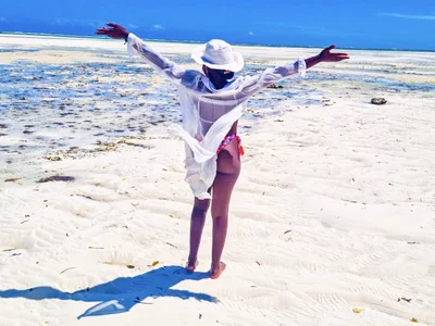FitEbonyPrincess 🌴☀️🏝️ Island Life 🌊🐚💋 Pic