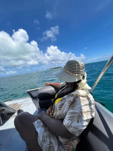 WhitneyWells: Big Ass, Beach Days & Naughty Nights 🍑🌴 ( 3 фото)