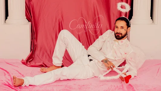 Hisoka_011: Your favorite angel… but I don’t always behave like one 😇❤️ ( 2 фото)