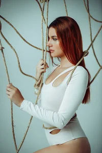 Zdjęcia AylinMillerxs Between strings and skin🔗🤎:  7