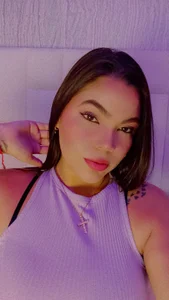 hillary_uckerman_'s I want you to be the sole owner of my fantasies... come and claim me now 😈🔥 Sex Photo 2