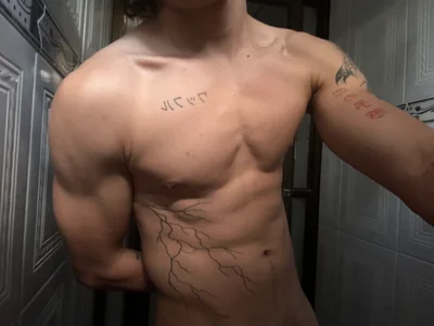 Tyler_durten Public صورة واحدة|Tyler_durten Public صورتان|Tyler_durten Public  7 صور|Tyler_durten Public  7 صورة