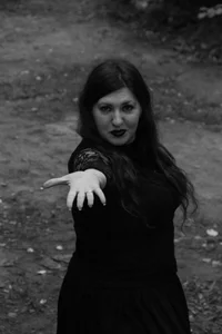 dark lady 🖤 de Black_Black_Rose  4 photos