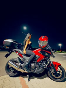 RileyNoxx_You let me take you for a ride? 😝图片 2