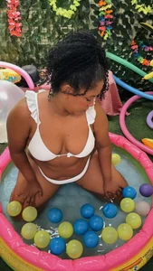 RACHELL__HOT dia de piscina Pic 2