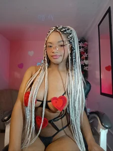 mychell_ch I feel beautiful🥵😍 Foto 2