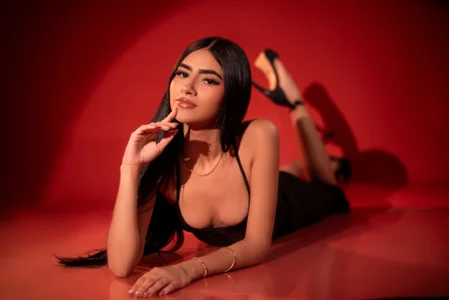 BellaaStorm 🖤🎭 Foto 4