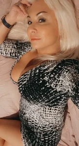 BlondeLatinaErica Public Pic 7