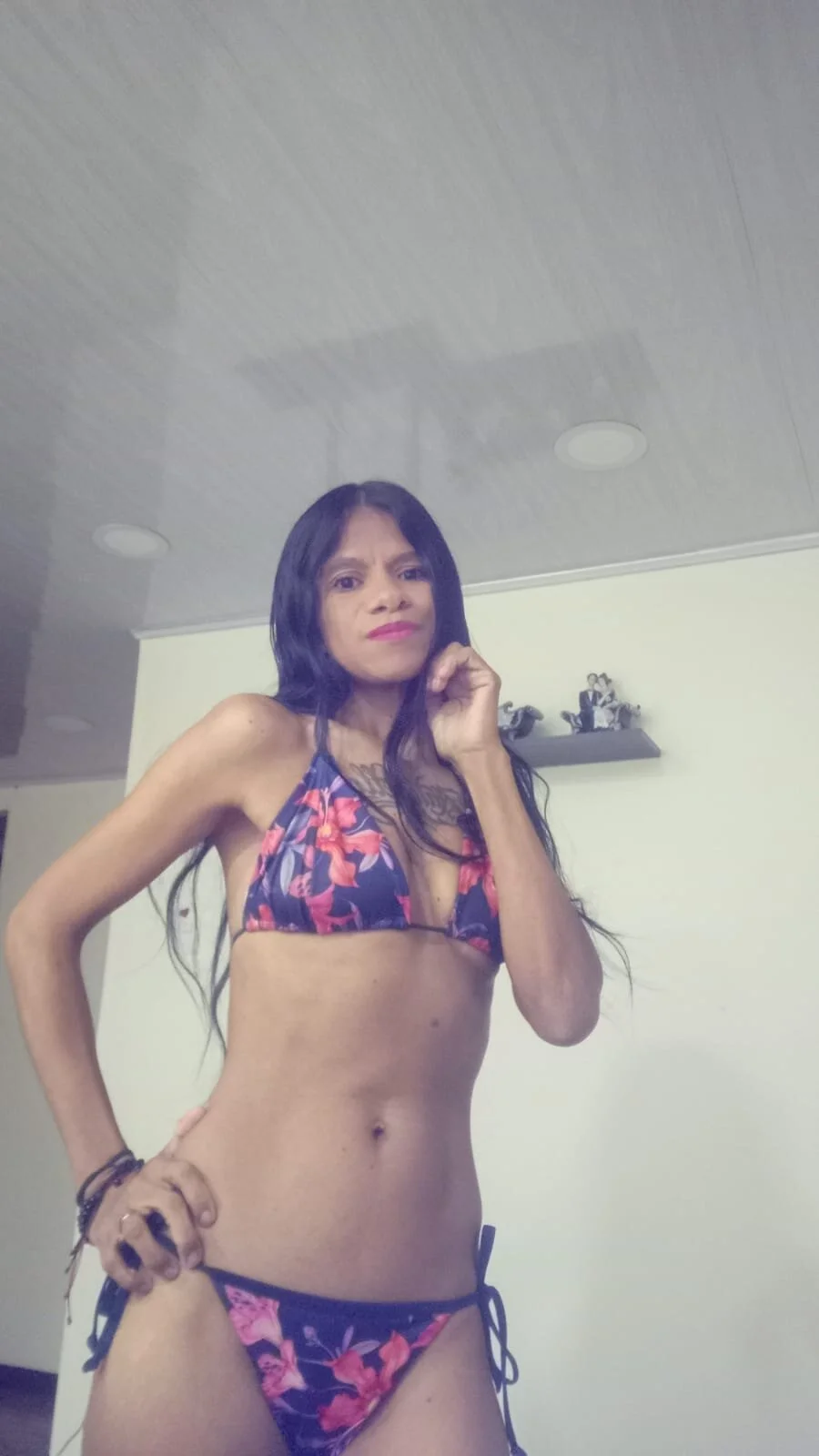 IssabellaJones Набираща популярност снимка 7918