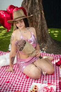 morita_mei Love is in the air 💘Happy Valentine's Day Billede 3