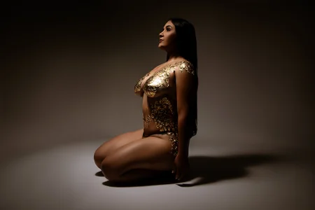 AlisonLamer The Queen Bilde