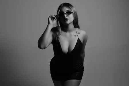 kytziakaya Bad Woman صورة واحدة|kytziakaya Bad Woman صورتان|kytziakaya Bad Woman  صور|kytziakaya Bad Woman  صورة