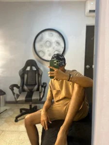 _Leohot_ A bit of me ❤ Pic