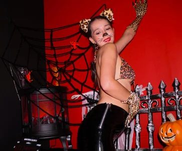 samarha_xue Halloween 2024 🎃👻💀 Pic