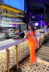 Be obsessed with my body 🍒 de Amber_miller7  4 Imagens