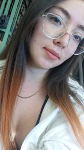 Veronica_miiller Public  4টি ছবি