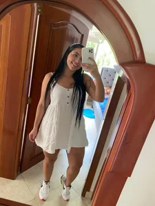 Sexy__Sharon Public Pic 2