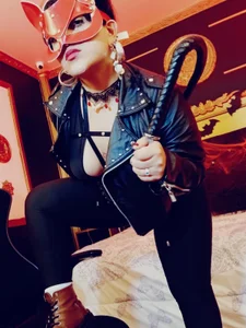 Kory_Monroe Public  6. fénykép