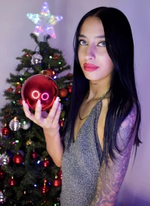 charlotte_kisss Dear santa, I have been a good woman... Pic 5