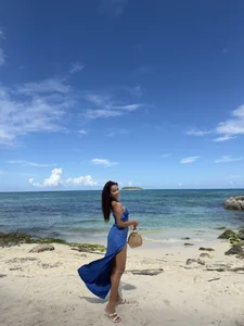 Salome_Williamss kullanıcısının Blue 💙 albümü -  3 fotoğraf